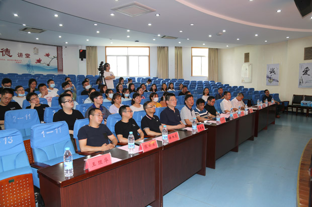 金坛区第四期企业新型学徒制开班仪式在我校隆重举行