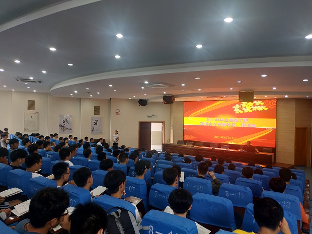 我校召开2021年高级工毕业班学生顶岗实习岗前培训动员会