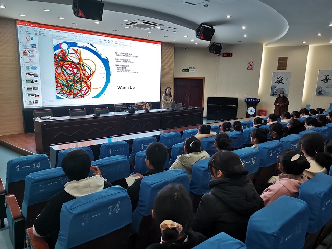 爱尚教育来我校开展幼儿保育专业留学专题讲座