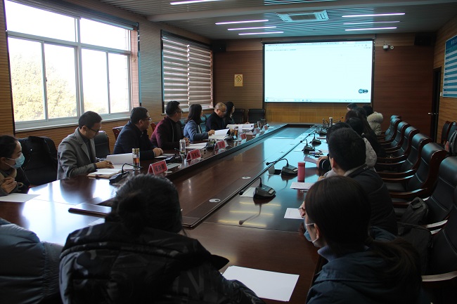 专业引领聚合力 抱团发展促成长 ——我校校级名班主任工作室开展年度考核