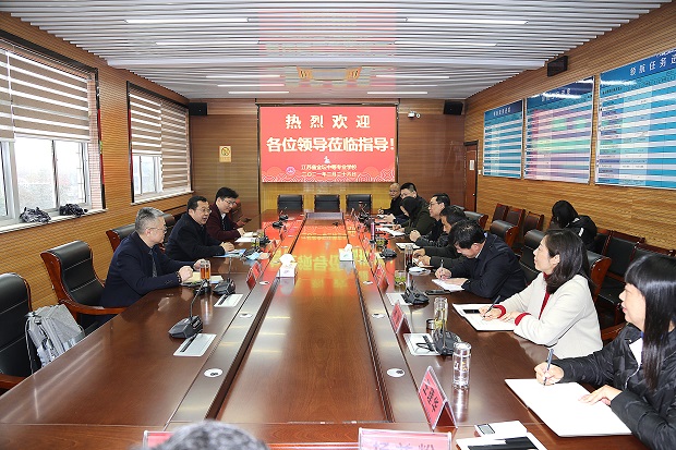 常州教育工委副书记胡鹏一行莅临我校检查春季开学工作